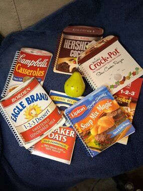 Vintage Die Cut Mini Cookbook Lot 7 Booklet Set Publications Intl Pear Timer